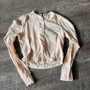 Boys lie cream crop top